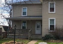 Foreclosure Listing in CENTER ST GRINNELL, IA 50112