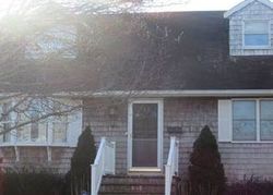 Foreclosure Listing in CHESTNUT ST ISLIP, NY 11751