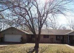 Foreclosure Listing in WHIRLAWAY ST GROESBECK, TX 76642