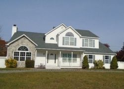 Foreclosure Listing in BITTERSWEET LN CENTER MORICHES, NY 11934