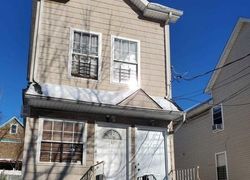 Foreclosure in  BEECHWOOD AVE FL 2 Staten Island, NY 10301