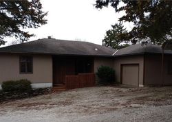 Foreclosure Listing in WICKER RD WARSAW, MO 65355