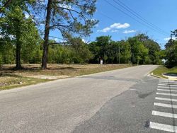 Foreclosure Listing in PECAN RD TALLAHASSEE, FL 32303