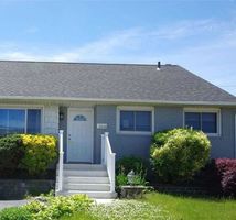 Foreclosure Listing in BRENTWOOD CT WANTAGH, NY 11793
