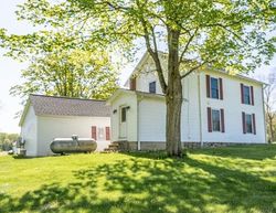 Foreclosure Listing in N 850 E SYRACUSE, IN 46567