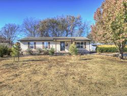 Foreclosure Listing in PLANTATION ESTATES DR PRYOR, OK 74361