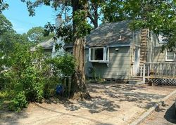 Foreclosure Listing in LONGNECK BLVD RIVERHEAD, NY 11901