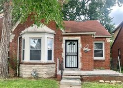 Foreclosure in  CLOVERLAWN ST Detroit, MI 48204