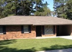 Foreclosure in  W VERSAILLES DR Baton Rouge, LA 70819