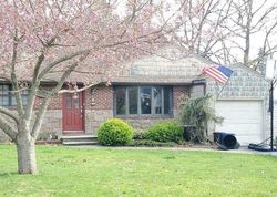 Foreclosure Listing in SHELLEY PL HUNTINGTON STATION, NY 11746