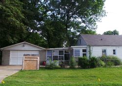 Foreclosure Listing in S 1ST ST LOUISVILLE, KY 40214