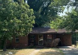Foreclosure Listing in CARROLL ST SIKESTON, MO 63801
