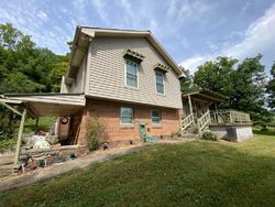 Foreclosure Listing in COUNTRYSIDE CIR MOUNT VERNON, KY 40456