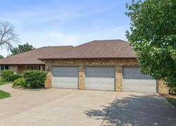 Foreclosure in  E 42ND CT Davenport, IA 52807