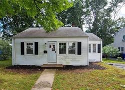 Foreclosure Listing in MAYFLOWER ST WEST HARTFORD, CT 06110