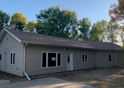 Foreclosure Listing in E PLEASANT VALLEY DR ABERDEEN, SD 57401