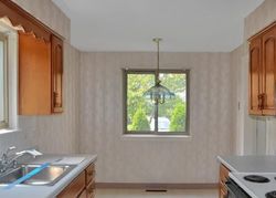 Foreclosure Listing in PENNY MEADOW LN UNIT C STRATFORD, CT 06614