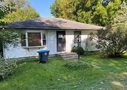 Foreclosure Listing in SHADOWAY DR EAST PEORIA, IL 61611