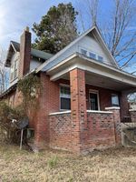 Foreclosure Listing in N 4TH ST MAYFIELD, KY 42066