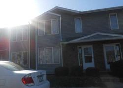 Foreclosure Listing in FOREST HILLS DR # F SAINT CHARLES, MO 63303