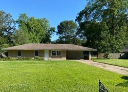 Foreclosure Listing in MOSS LEA DR BATON ROUGE, LA 70818