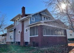 Foreclosure Listing in MADISON ST BENTON, IL 62812