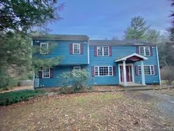 Foreclosure Listing in CANTON RD WEST SIMSBURY, CT 06092