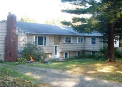 Foreclosure Listing in W CHIPPENS HILL RD BURLINGTON, CT 06013