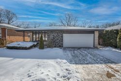  Blouin Dr, Dolton IL