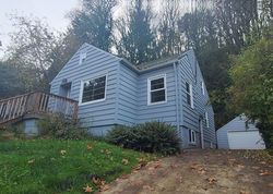 Foreclosure in  NW WILLBRIDGE AVE Portland, OR 97210