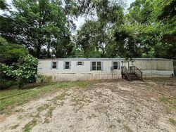 Foreclosure Listing in LIONS CIR ONALASKA, TX 77360