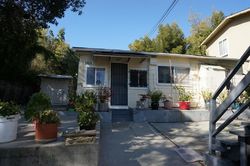 Foreclosure Listing in 11TH AVE OAKLAND, CA 94606