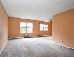 Foreclosure Listing in PIERSON MILLER DR APT E30 POMPTON LAKES, NJ 07442