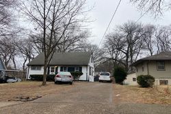 Foreclosure in  27TH ST Des Moines, IA 50310