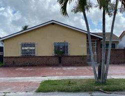  Sw 14th St, Miami FL