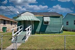 Foreclosure Listing in LABARRE PL NEW ORLEANS, LA 70121