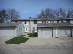 Foreclosure Listing in WILLOW LN BLOOMINGDALE, IL 60108