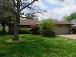 Foreclosure Listing in W MIMOSA ST ROGERS, AR 72758