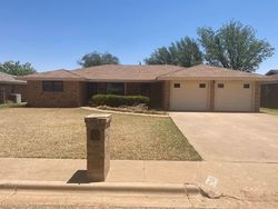 Foreclosure Listing in BEECH CIR LEVELLAND, TX 79336