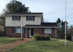 Foreclosure Listing in HEREFORD DR OAKDALE, PA 15071