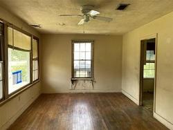 Foreclosure in  OAKLON AVE Baton Rouge, LA 70811