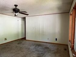 Foreclosure Listing in OAK CREST DR MARSHFIELD, MO 65706