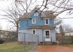 Foreclosure Listing in RANDALL AVE FREEPORT, NY 11520