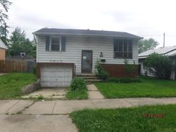  S Forrestville Ave, Riverdale IL