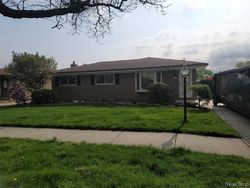 Foreclosure in  OAKVIEW DR Warren, MI 48092