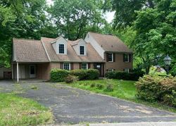 Foreclosure Listing in JOMAR DR FAIRFAX, VA 22032