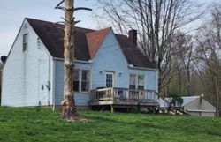 Foreclosure Listing in CRESTVIEW RD NEW WATERFORD, OH 44445