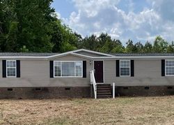 Foreclosure Listing in BRIARNECK RD JACKSONVILLE, NC 28540