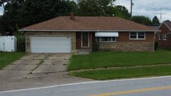 Foreclosure in  VIOLA PKWY NW Canton, OH 44708