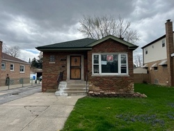 Foreclosure in  W 82ND ST Chicago, IL 60652